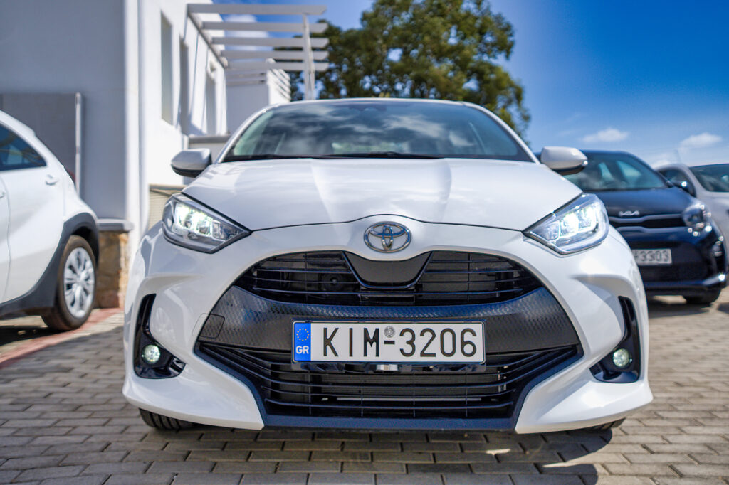 Isabella rent a Car santorini