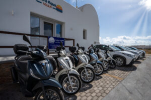 Rent a car Isabella Santorini