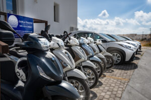Rent a car Isabella Santorini